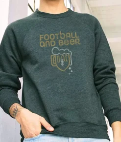 Men Nayked Apparel Hoodies & Sweatshirts>Men'S Ridiculously Soft Fleece Graphic Pullover Sweatshirt | Football And Beer