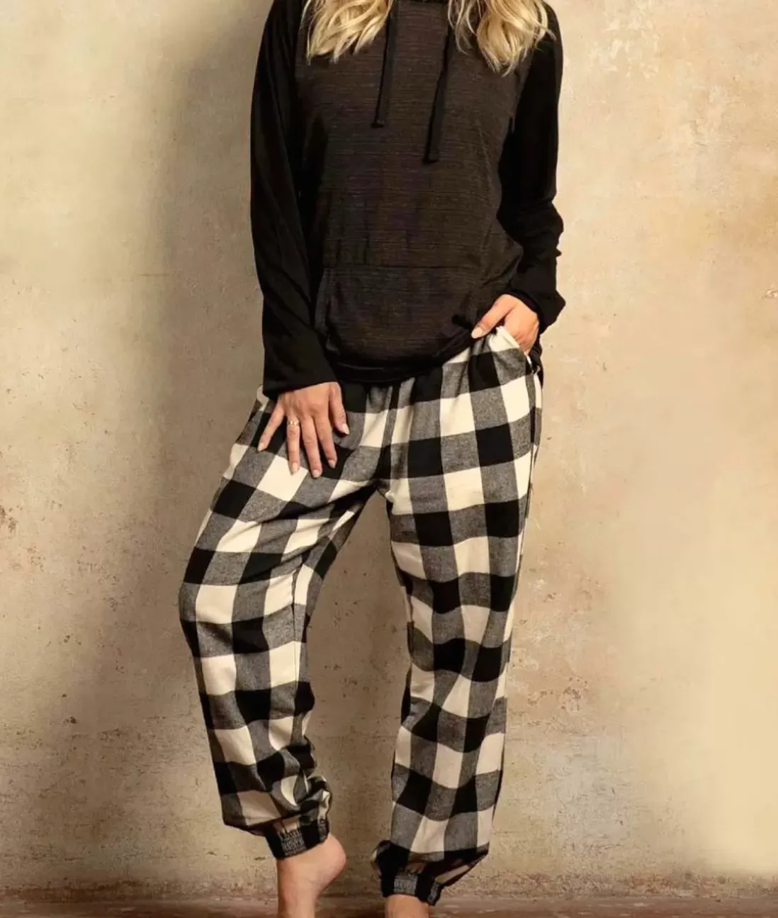 Women Nayked Apparel Bottoms Skirts & Dresses>Soft Unisex Flannel Jogger With Pockets