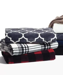 Women Nayked Apparel Accessories>Ultra Cozy Plush Blanket