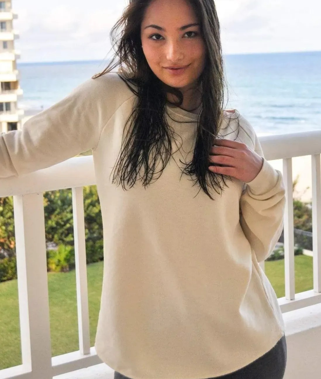 Women Nayked Apparel Tops>Women'S California Wave Wash Crewneck Sweatshirt