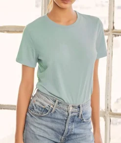 Women Nayked Apparel T-Shirts><noscript><img width=